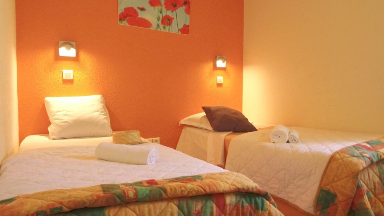 Vvf Sud Aveyron Hotel Brusque Exterior foto